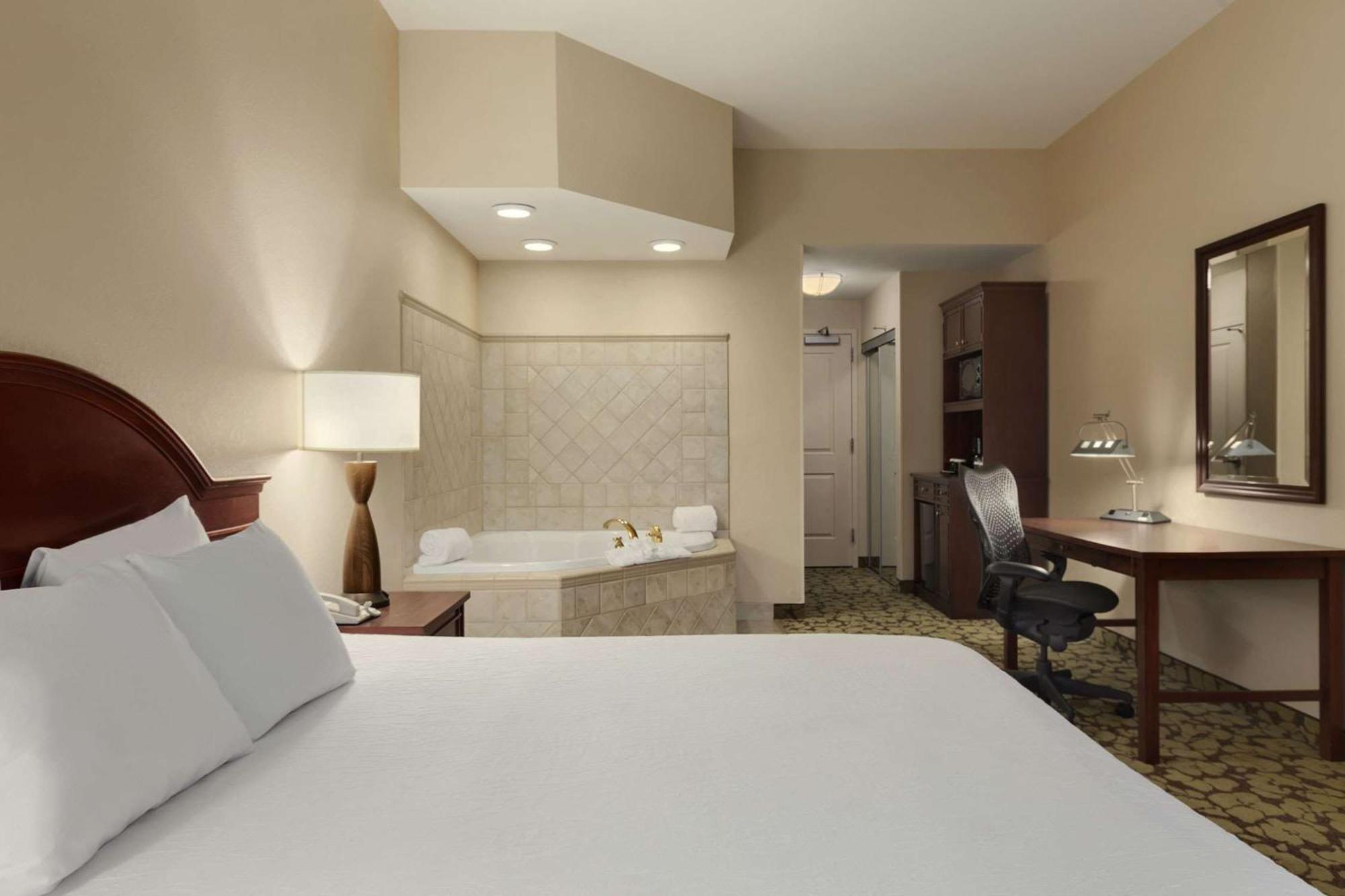 Hilton Garden Wisconsin Dells Lake Delton